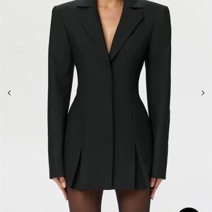naked wardrobe Black Structured Blazer Dress